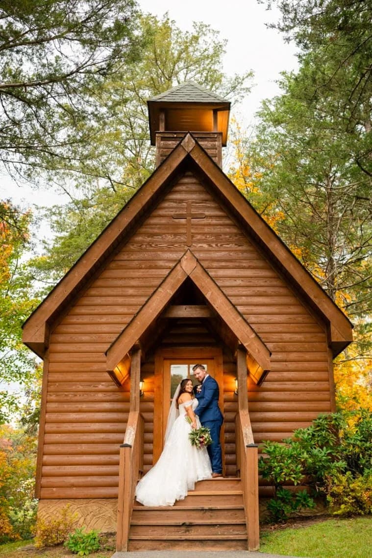 Gatlinburg Wedding Chapel elopement photo 14