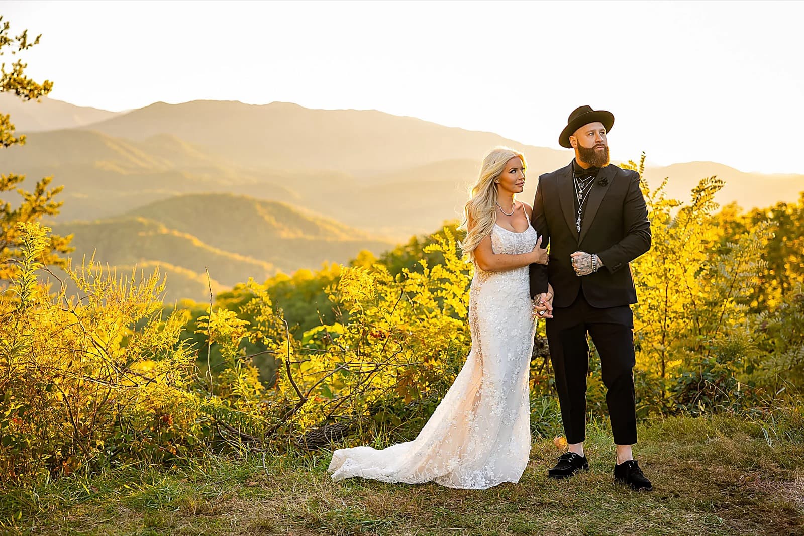 Foothills Parkway elopement venue in Gatlinburg — all-inclusive elopement packages by Elopements Inc.