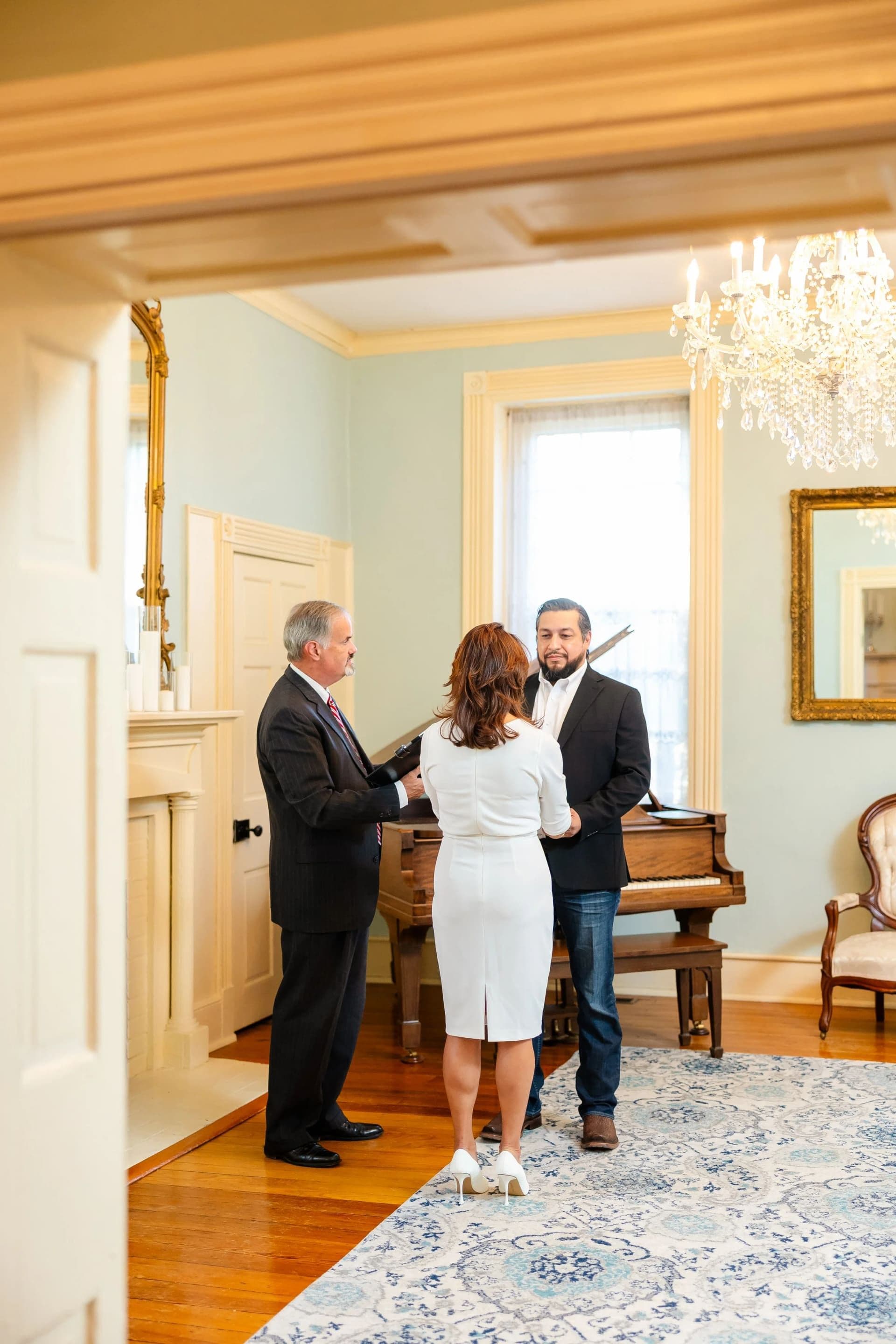 Spring Haven Mansion elopement photo 15