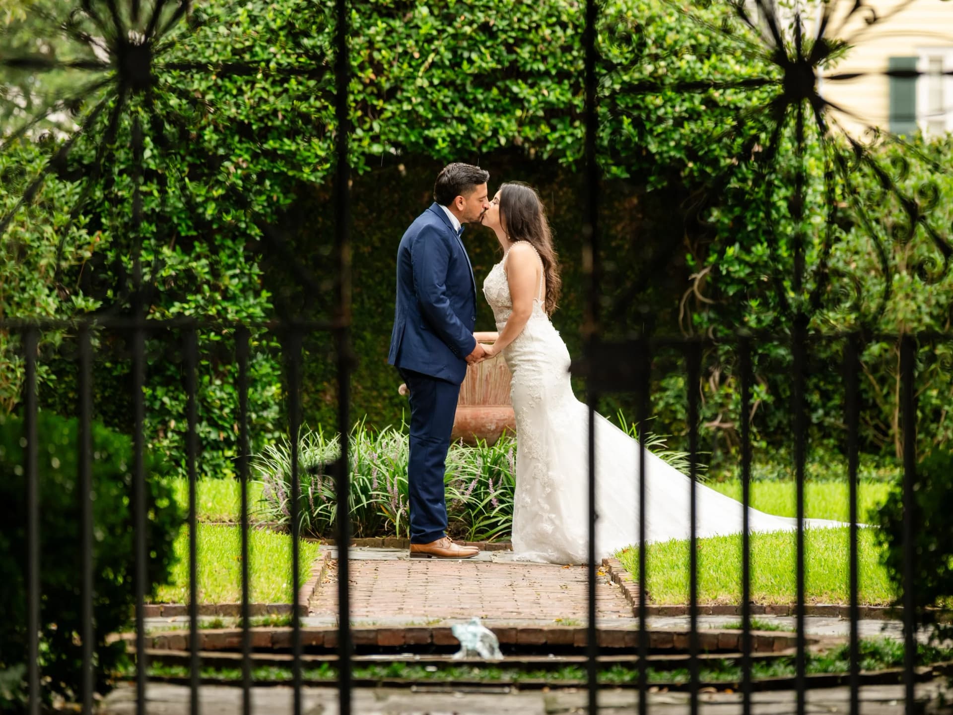 Davenport House elopement photo 8