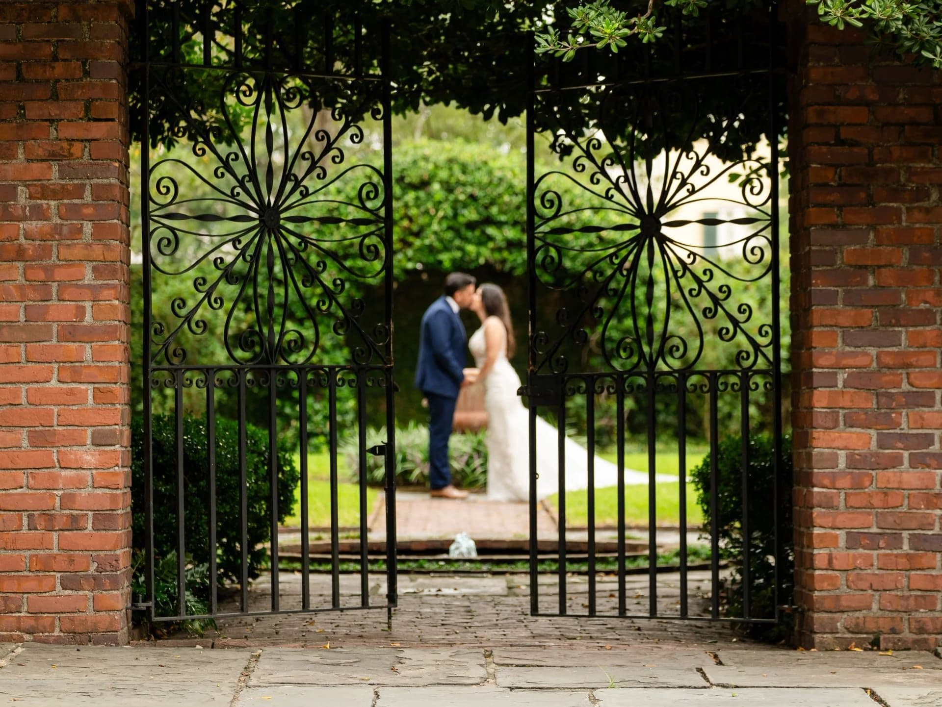 Davenport House elopement photo 4