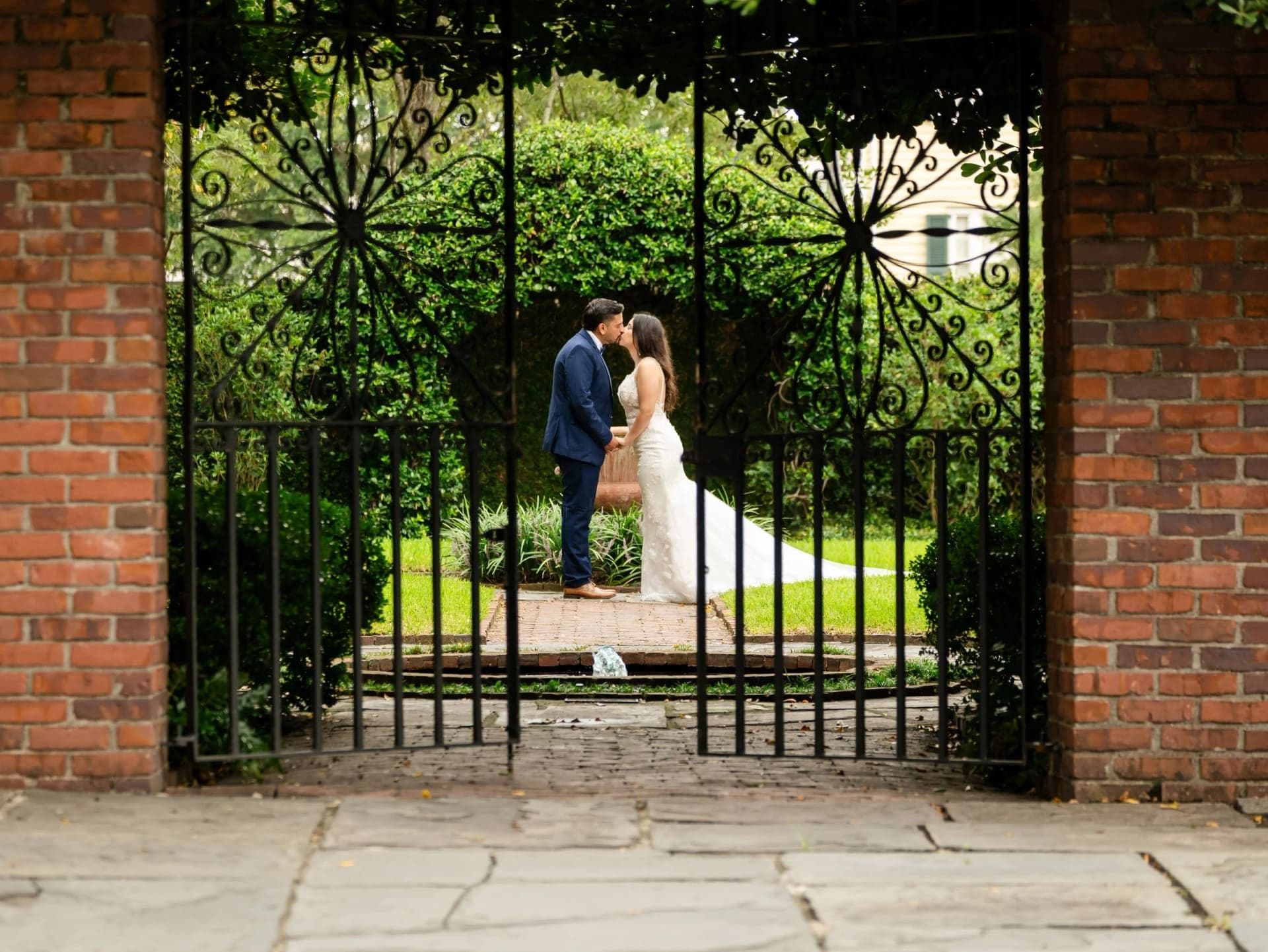 Davenport House elopement photo 16