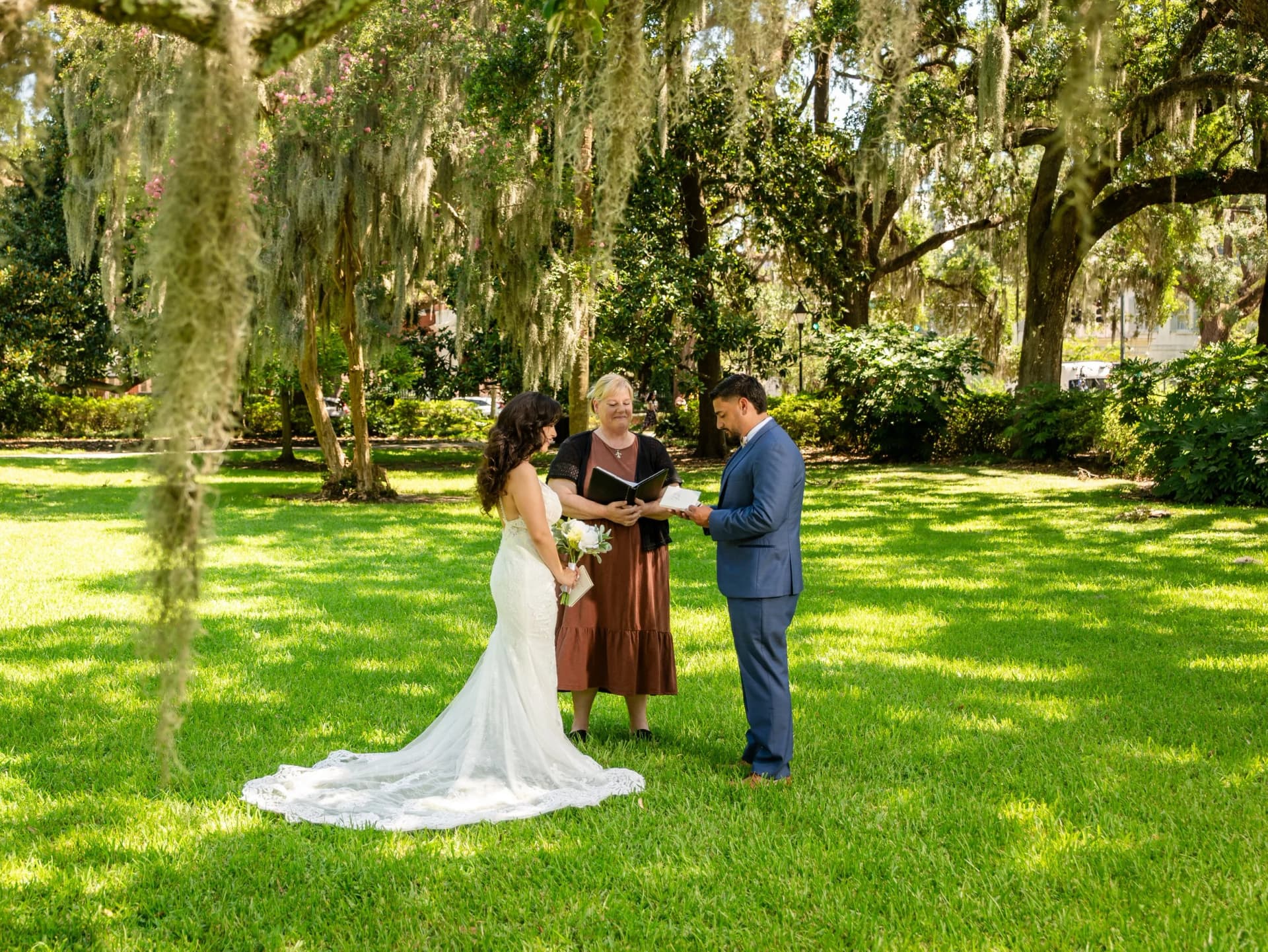 Forsyth Park elopement photo 2