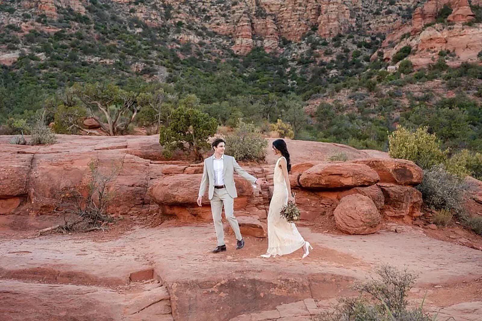 Yavapai Vista elopement venue in Sedona — all-inclusive elopement packages by Elopements Inc.